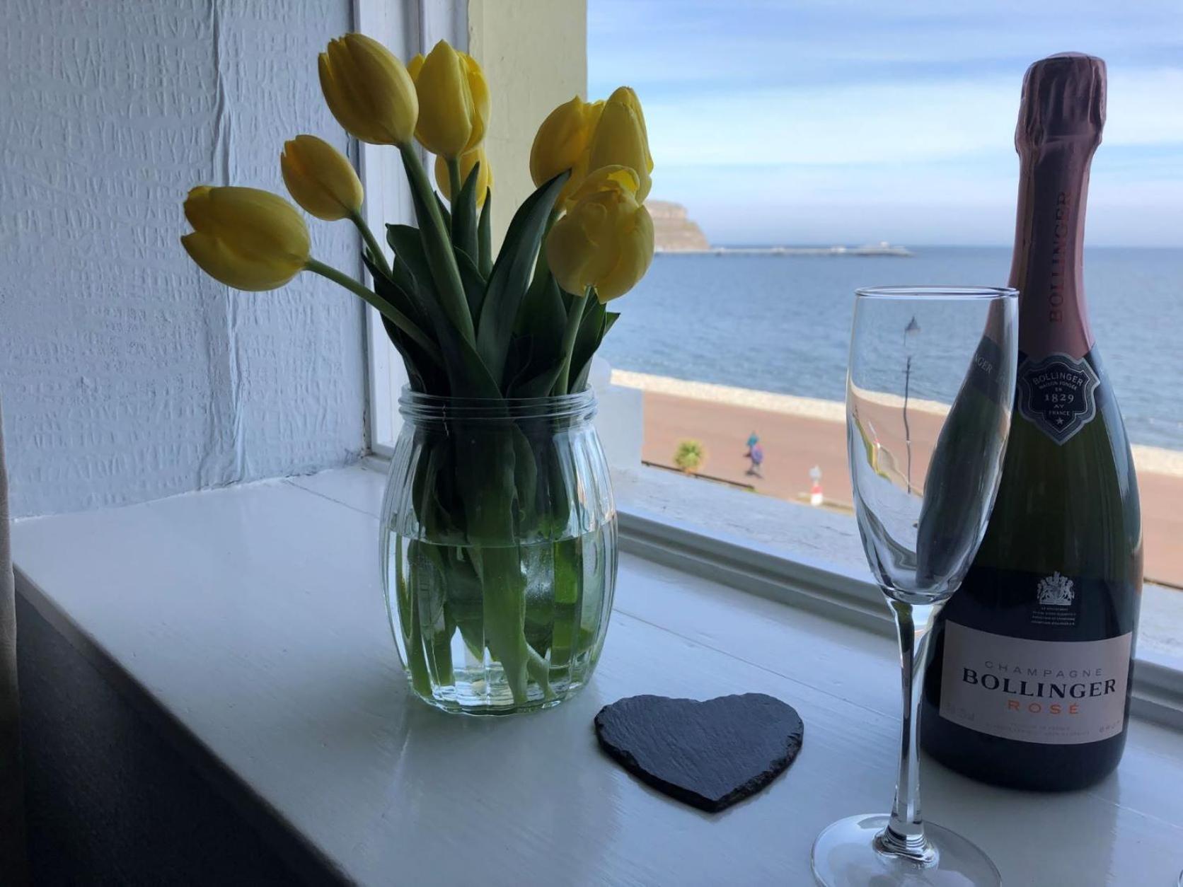 Swn Y Mor Hotell Llandudno Rum bild