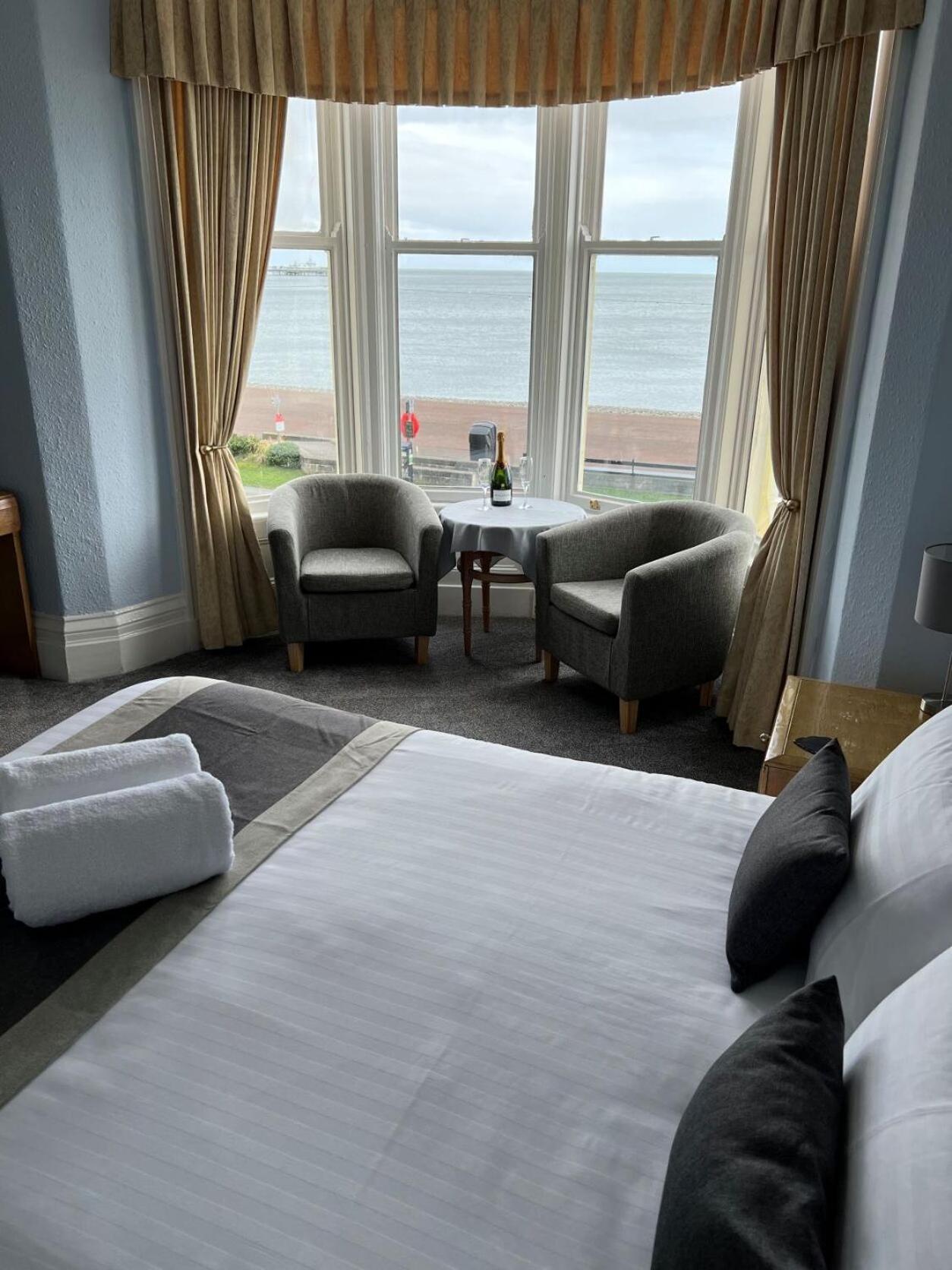Swn Y Mor Hotell Llandudno Rum bild